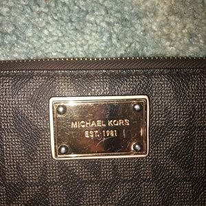 Michael Kors Bags - Michael Kors wallet Michael Kors Bags - Michael Kors wallet
